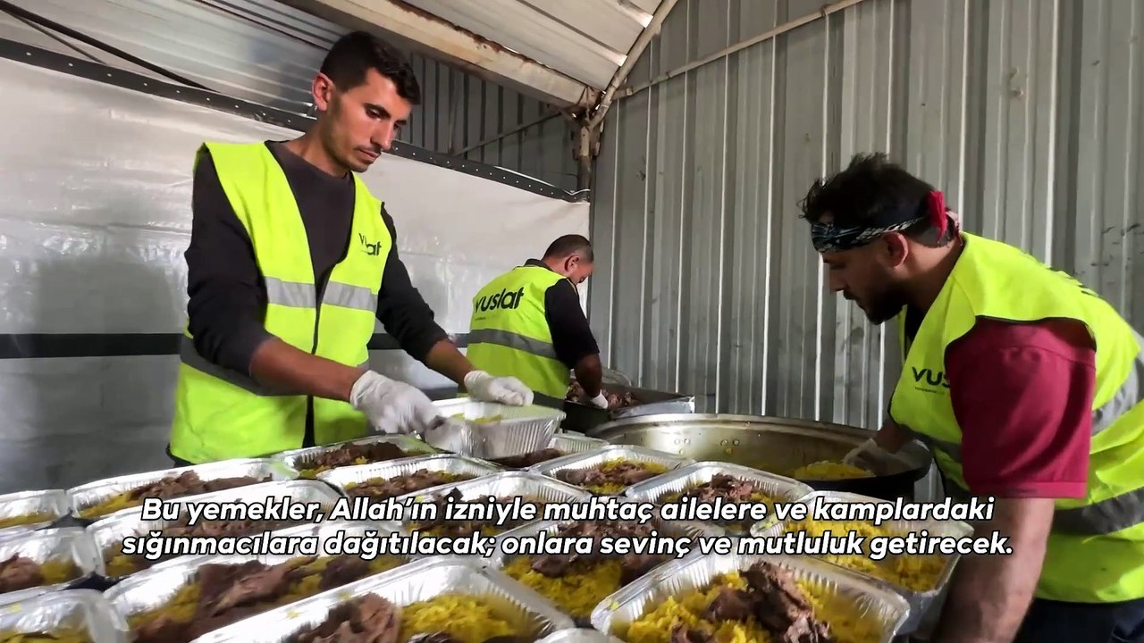 Gazze Yemek Dağıtımı l Vuslat Derneği 2024