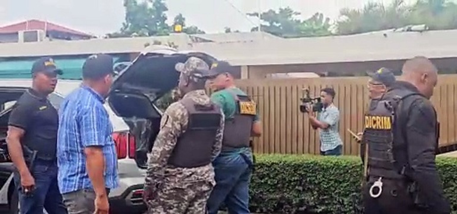 Así quedó el vehículo del tiroteo registrado en el sector Honduras del D.N