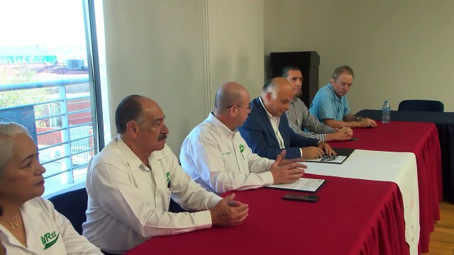 Firman convenio de colaboración la UTRCC con la CANACINTRA en Monclova