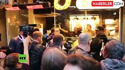 Galatasaray'ın Efsane Futbolcusu Battı: Dükkanı Apar Topar Kapandı