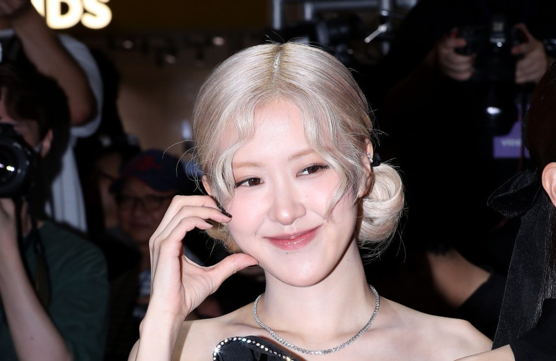 Blackpink-star rosé: dunkle zeiten sind ihre beste inspiration