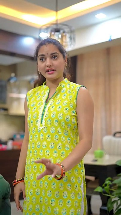 क्या आप के घर में भी  मिठाई बची है ? | Sapna Chaudhary