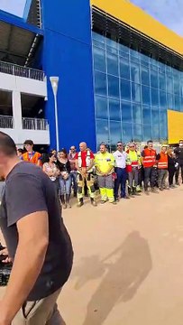 Minuto de silencio del dispositivo canario, de otras comunidades y de voluntarios en Alfafar