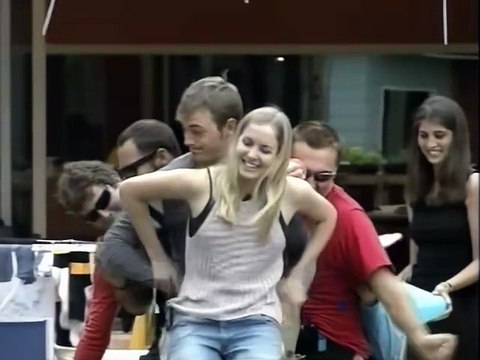 048-Big Brother Australia Season 01, Day 46a Daily Show, Thursday, 7 June 2001