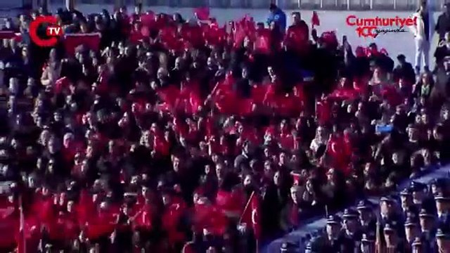 Anıtkabir'de yine o görüntüler 'Reis' sloganlarıyla bağırıp çağırdılar