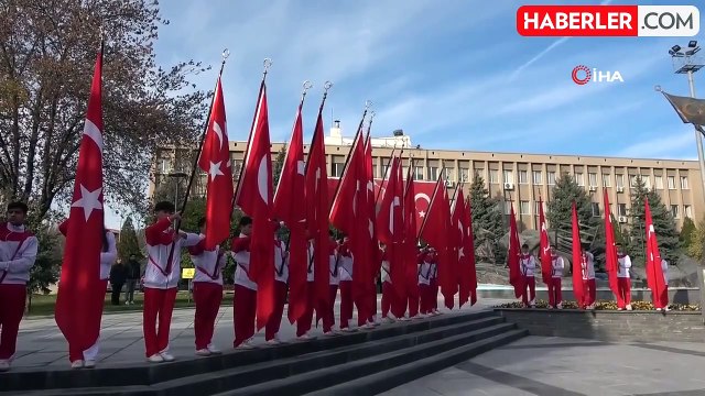 Atatürk, vefatının 86. yıldönümünde Uşak'ta anıldı