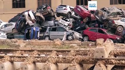 Hochwasser in Spanien: Wassermassen reißen über 30 Autos an Costa Brava in Fluss