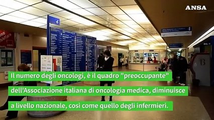 Oncologia, reparti in crisi: tagliati 1.103 posti in 10 anni