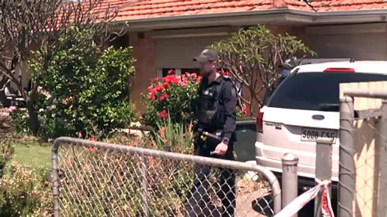 SA Police believe man found dead in Woodville Gardens house fire was murdered