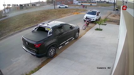 Tragédia em Rotatória de Buritir: Motociclista Atropela Crianças em Entrega de Churrascaria