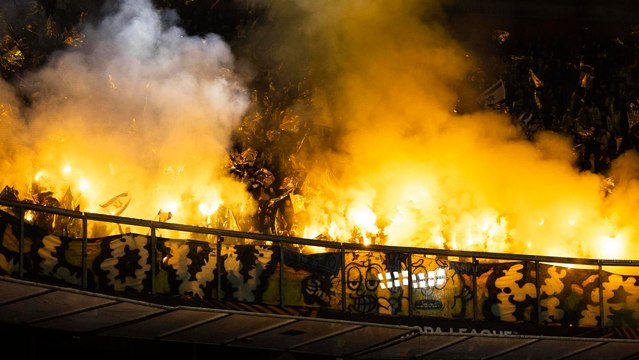Europa League: Ultras de Maccabi Tel Aviv pitaron el minuto de silencio por las víctimas de la DANA en el partido contra el Ajax