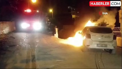 Park Halindeki Otomobil Alev Alev Yandı