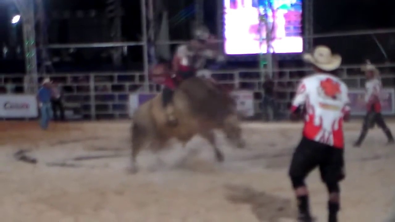 RODEIO - SEMI FINAL - TOUROS - ARTUR NOGUEIRA RODEO 2018 P1