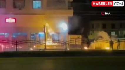 Batman'da Terör Yandaşları Alışverişteki Marketi Ateşe Verdi