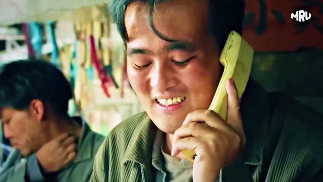 Boy Raises a Pet Snake but It Grows Fast and Protects Him From Enemies