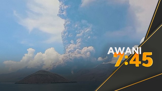 Gunung berapi Laki-Laki meletus, hembusan abu 9 kilometer