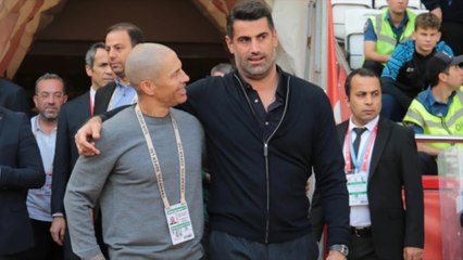 Alex ve Volkan Demirel yıllar sonra buluştu! Fenerbahçe’nin iki efsanesi sahada kucaklaştı