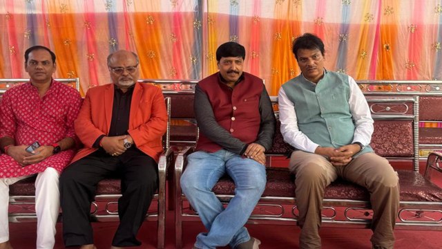 नारायण घाट पर छठ पूजा, छठी मैया के गीतों की गूंज