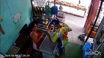 Graban asalto en una frutería: ladrón golpea a cobradora y se lleva el dinero