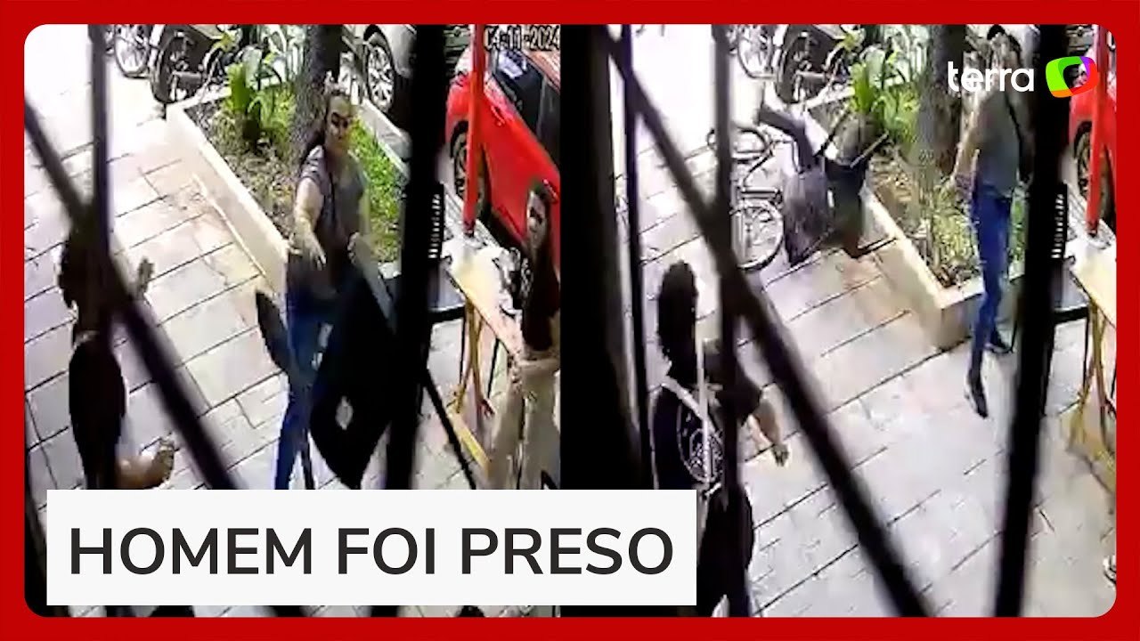 Mulher dá ‘cadeirada’ e derruba ciclista que fugia após furtar celular na Argentina