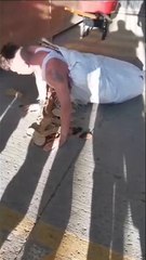 Reo intenta fugarse de cárcel en un costal