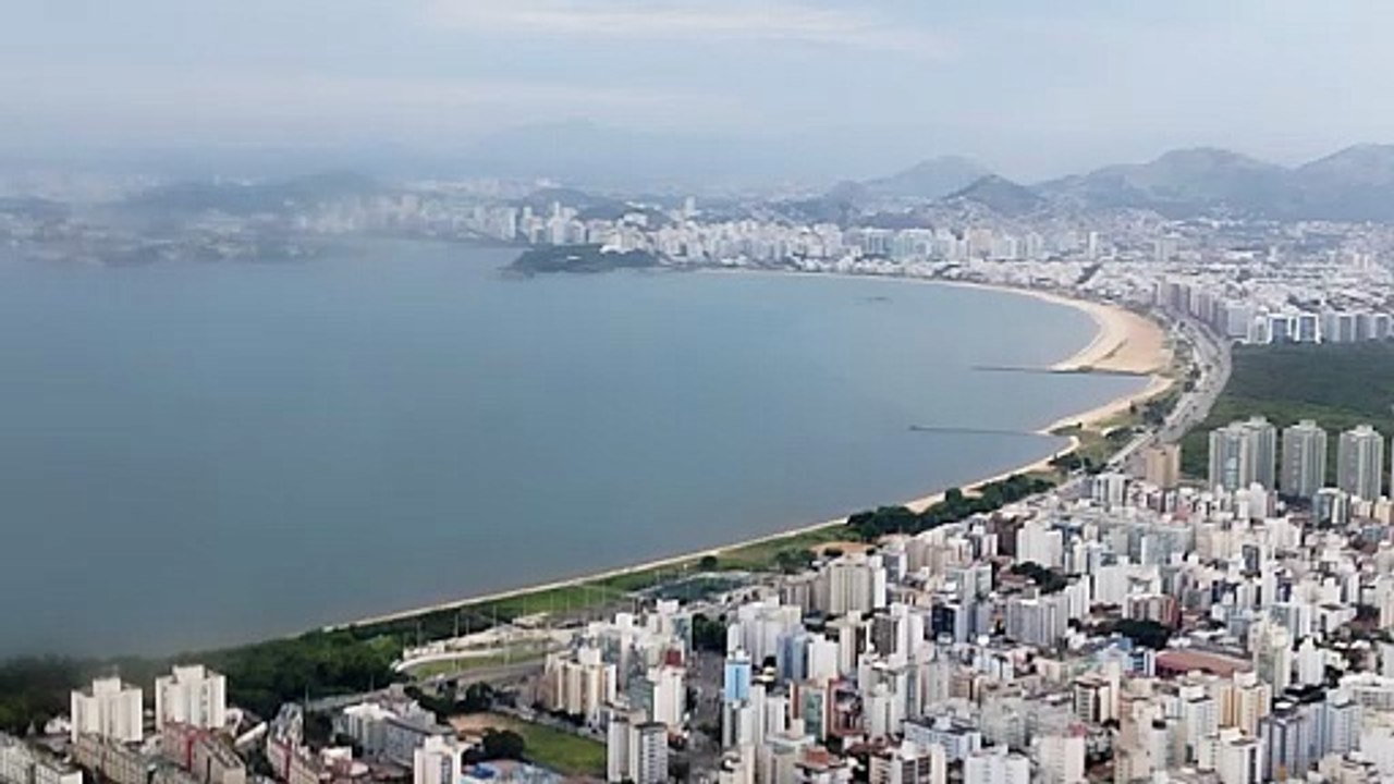 Sobrevoando Vitória - ES