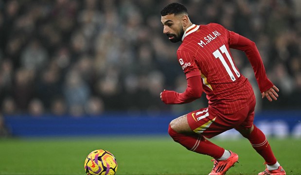 ليفربول يهزم أستون فيلا ويعزز صدارته
