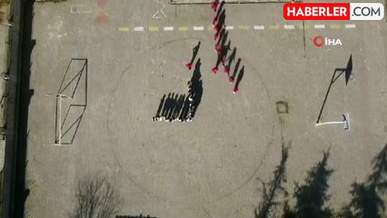 İlkokul Öğrencilerinden Atatürk Anısına Muhteşem Koreografi