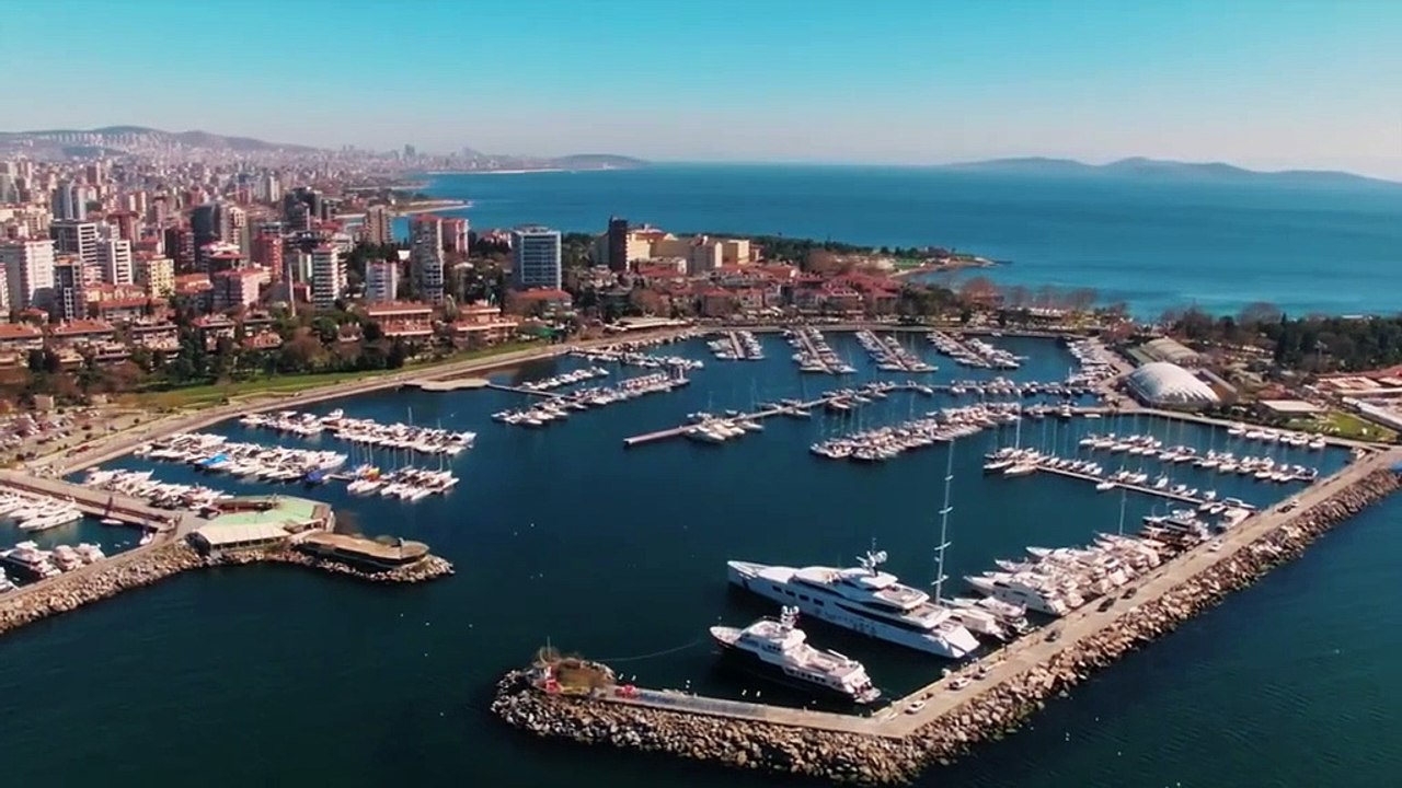 مسلسل حكاية خيالية الحلقة 11 مدبلج HD