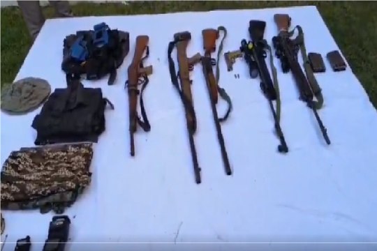 CG Naxal Encounter: इनामी प्लाटून कमांडर समेत तीन नक्सली ढेर, भारी मात्रा में हथियार बरामद, देखें Video...