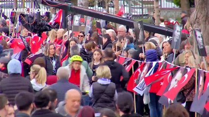 Fenerbahçe'den Bostancı'ya Kadıköy'de Ata'ya saygı zinciri