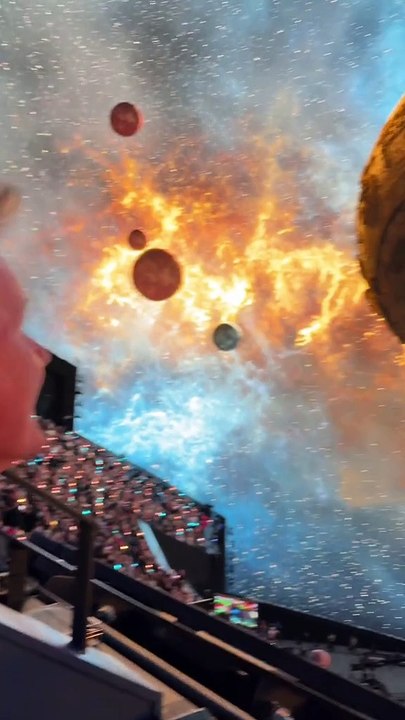 This weekend at @UFC was unreal. Congrats to @DanaWhite and the entire UFC team on such an epic presentation 👏🏻👏🏻 Do we need a food competition next at @Sphere ?