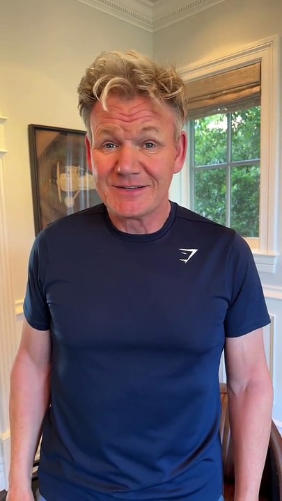 #stitch with @Debbie This is not how you cook 😬 #ramsayreacts