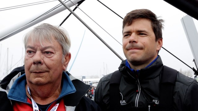 Alain et Sébastien Simon, un départ en famille - Voile - Vendée Globe