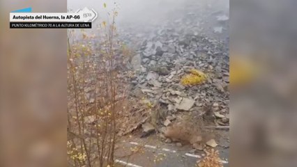 Un derrumbe de tierra en la Ap-66 corta la circulación