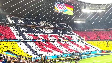 Beeindruckende Bilder: Die Choreo vor dem Spiel in München