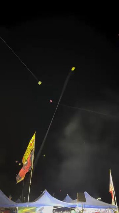 "The Love Dreams Kite Challenge Win The Race In Public Places Follow For More Videos Have Virelreels"...!!