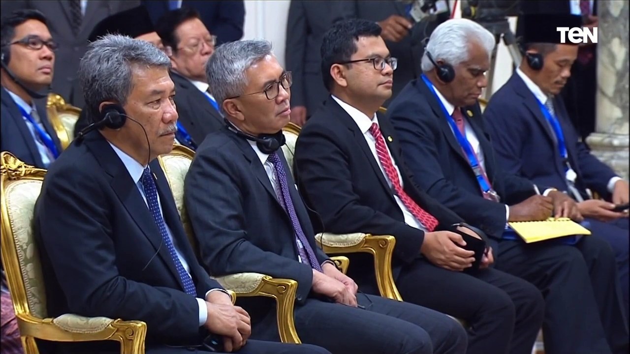 رئيس وزراء ماليزيا: ملتزمون بتعزيز العلاقات الثنائية والتجارة والاستثمار والتعليم والبحث العلمي