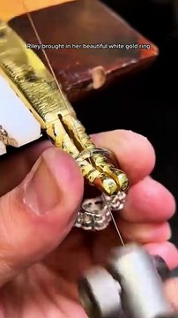 Sizing a ring using a dovetail joint