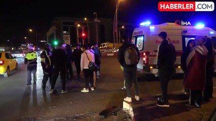 Otomobil ile Motosiklet Çarpıştı: 2 Yaralı