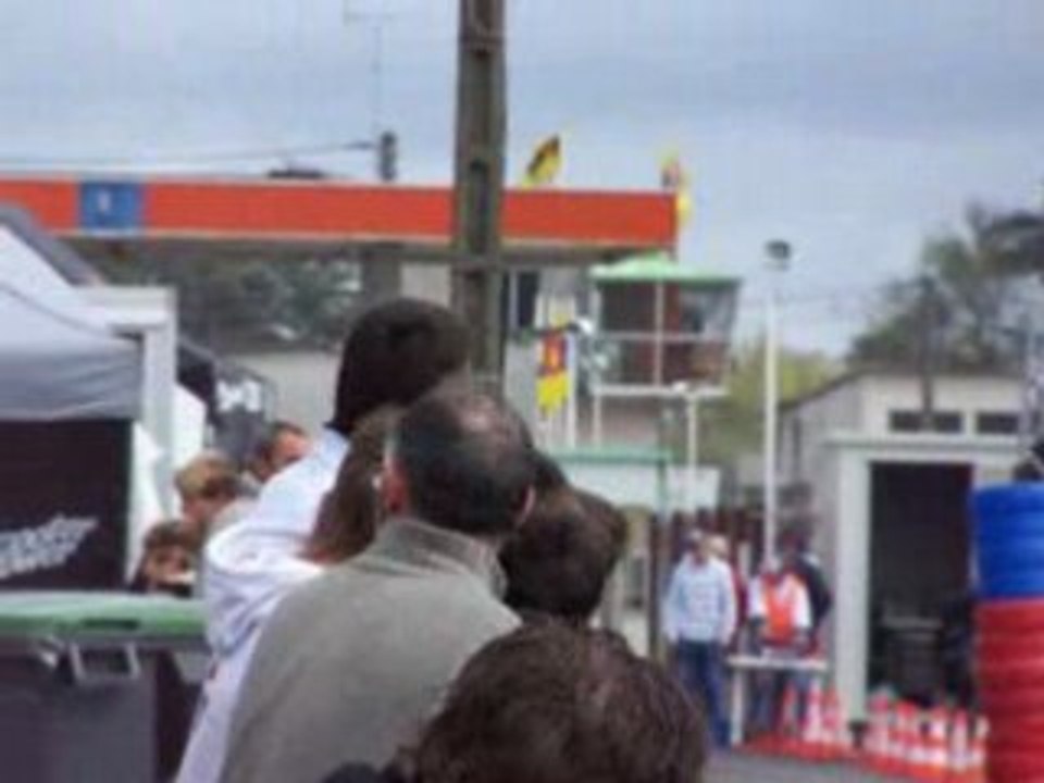 Drag Maxiscoot vs Nitro Big Bore 77cc