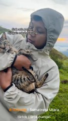 Bukit Holbung Indah Banget!!