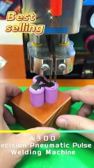 Precision pneumatic pulse welding machine can spot weld battery fixtures of different shapes.