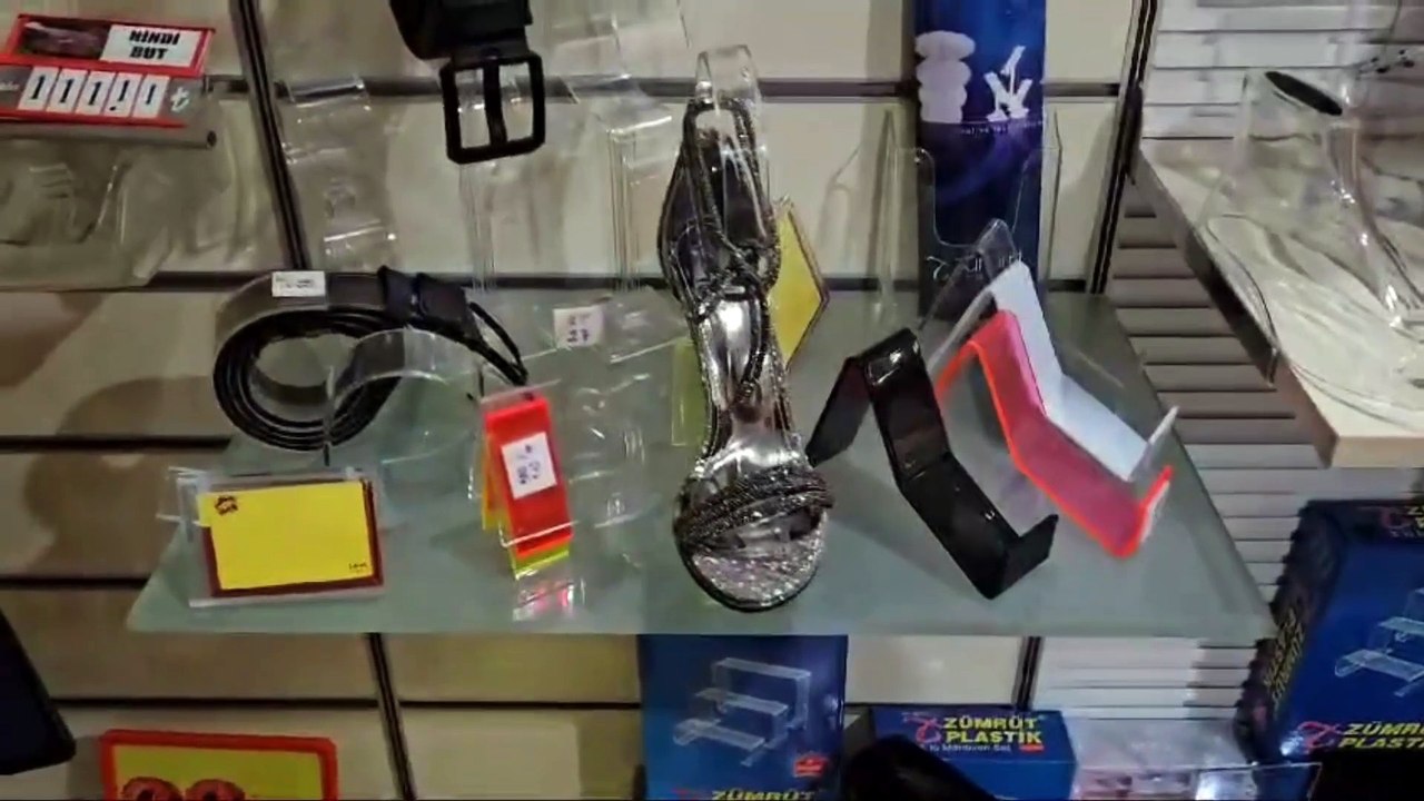 Tekli Ayakkabı Teşhir Standı – Şeffaf, Kırmızı, Siyah, Beyaz ve Daha Fazlası! | Uygun Fiyat ve Hızlı Kargo