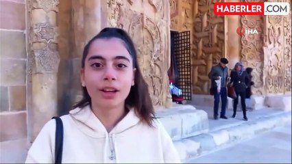 Erzincanlı Öğrenciler Divriği Ulu Cami ve Şifahanesini Ziyaret Etti