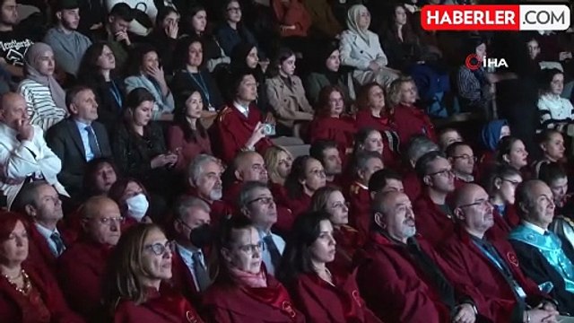 İstinye Üniversitesi Tıp Fakültesi Bilim Nişanı Stanford Üniversitesi'nden Prof. Dr. Michael Lim'e takdim edildi