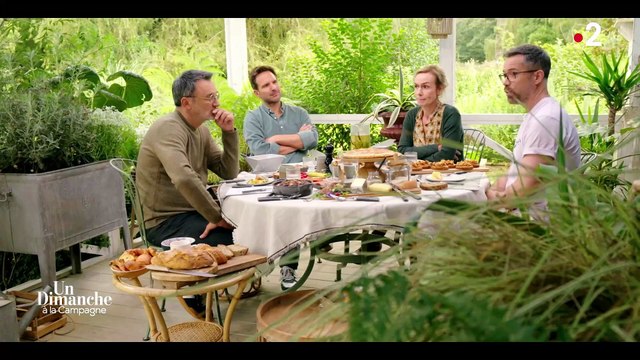 Le chanteur Emmanuel Moire raconte sur France 2, avec beaucoup d'émotion et de dignité la mort de son frère jumeau dans un accident et les choix terribles qu'il a fallu faire