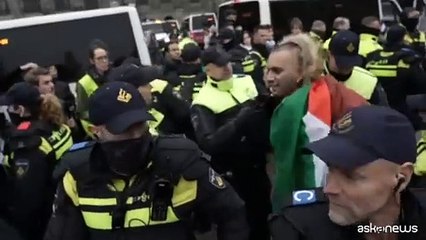 Amsterdam, decine di arresti a una manifestazione pro-palestinese