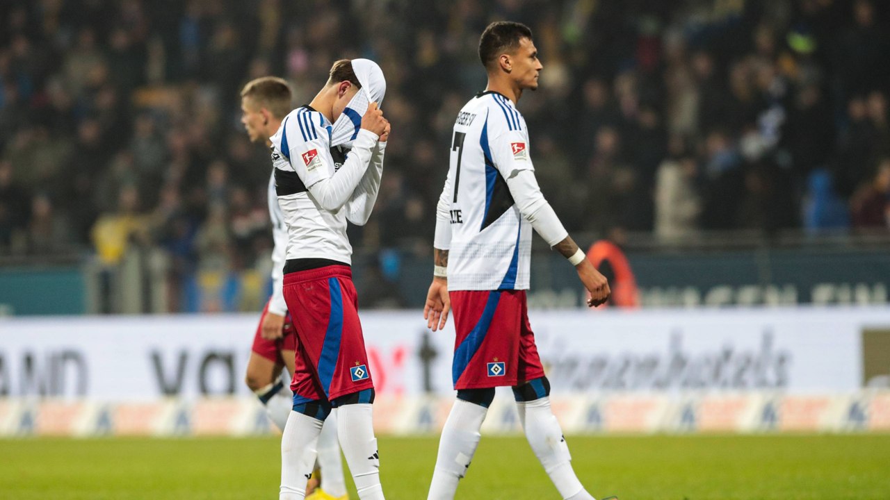 'Es bestehen ganz viele Mängel' - Baumgart bleibt trotzdem HSV-Trainer