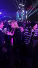 حسين الجسمي يبدع بغناء أحبك بالأهرامات ، وهذا ما فعله باسل سماقية